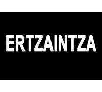 Parche rectangular de Ertzaintza blanco sobre negro, de 7,6 x 5,08 cm, de tela de poliéster sublimada con borde bordado con hilo negro, con tela de gancho trasera