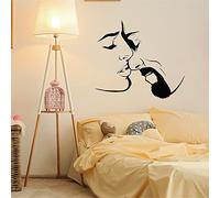 Pareja besándose - Vinilo adhesivo de pared para dormitorio o sala de estar, creando un ambiente romántico y dulce, 42 x 47 cm
