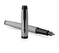 PARKER IM pluma estilográfica | Gris mate con adornos negros | Punta mediana con recambio de tinta azul | Estuche de regalo