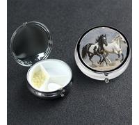 Pastillero de 3 compartimentos para bolsillo o bolso, mini pastillero de metal para caballos en blanco y negro, organizador de vitaminas, contenedor portátil para guardar suplementos y vitaminas