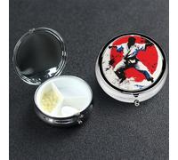 Pastillero de metal con 3 compartimentos, organizador de píldoras medicinales, diseño de taekwondo, para bolso o bolsillo, mini soporte portátil para pastillas de viaje para guardar suplementos