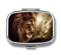 Pastillero portátil Lion Against Stormy Sky para organizar pastilleros de viaje para bolsillo de bolso