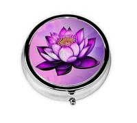 Pastillero redondo de loto morado, ligero y portátil, con 3 insertos de plástico, adecuado para llevar en bolsillos o carteras.