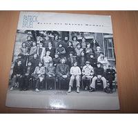 PATRICK BRUEL - PLACE DES GRANDS HOMMES... / LA FILLE DE L'AEROPORT - 45 TOUR -