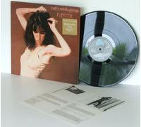 PATTI SMITH GROUP, Easter. With lyric insert. First UK pressing 1978. Arista records.