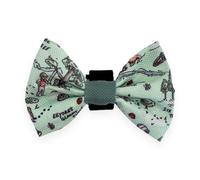 Pawsome Paws Boutique 100 Pajarita Aker Woods Disney para Perros, Tela Oxford con fácil Cierre para Perros Elegantes