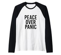 Paz sobre el pánico. Estoico, Motivacional, Cita. Camiseta Manga Raglan