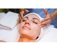 Peeling químico con ácido glicólico y tratamiento específico