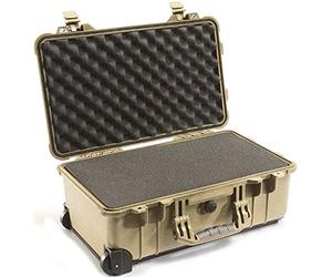 PELI 1510 Maleta de cabina resistente y estanca con ruedas y asa telescópica, IP67 estanca e impermeable al polvo, 27L de capacidad, fabricada en Alemania, con espuma personalizable, Beige