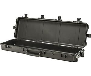 PELI Storm IM3300 Funda rígida con Ruedas para Transportar trípodes, bípodes y Rifles, Resistente al Agua y al Polvo, 70L de Capacidad, Fabricada en EE.UU., sin Espuma, Color Negro