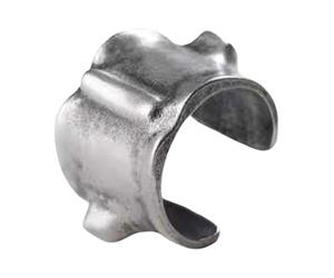 Pendiente de plata con forma anatómica de huesos de oveja, con clip para el género