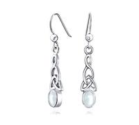 Pendientes colgantes de gancho de pez con engaste ovalado de nudo de amor celta irlandés de piedra lunar arcoíris blanca en plata de ley .925
