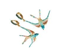 Pendientes de golondrina con estilo Pendientes de golondrina únicos diseñados para quienes aman los estilos distintivos Mujeres con estilo