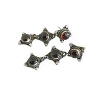 Pendientes de gota góticos con piedras de rubí, antiguos pendientes largos de metal negro de pistola en estilo vintage oscuro