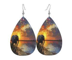 Pendientes de piel con forma de lágrima para mujer, diseño de elefantes africanos dando un paseo junto al mar bajo la puesta de sol, aretes colgantes ligeros de PVC, ganchos de plata 925, impresiones