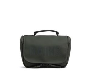 Perfecta para viajar o para organizarte a diario, esta bolsa de aseo premium de Rains combina un estilo elegante con un diseño práctico. Fabricada con poliuretano recubierto suave y poliéster, ofrece