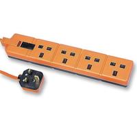 PERMAPLUG Alargador 4 Enchufes Resistente, 13A con Fusible, 2m, Naranja
