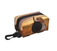 Perros Beagle paseando por el césped, mascotas al atardecer, dispensador portátil de bolsas de basura para excremento de perro