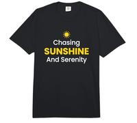 Persiguiendo el Sol y la Serenidad Entusiasta de la energía Solar Comfort Colors Adult Heavyweight T-Shirt