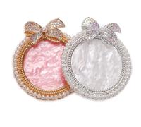 Pesfehhy de Decoración de Uñas de Resina de 2 Piezas, Colores Mezclados Pintura Uñas, Lazo Decorado con Tablero de Exhibición de Decoración de Uñas de Diamantes de Imitación