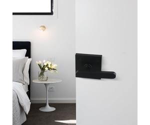 Pestillo de puerta de granero de aluminio de doble cara para puertas de madera diseñado para un bloqueo seguro y fácil apertura desde el interior y el exterior (negro)