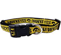 Pets First NCAA Mascota Cuello. 50 colegios Disponible en 3 tamaños. Resistente, Fuerte, Duradero & Ajustable NCAA Collar de Perro. Imprescindible Collegiate Gear para el Patas Sports Ventilador.