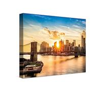 PICANOVA - Cuadro sobre Lienzo 40x30cm Atardecer de Manhattan Nueva York - Imagen Impresión Montado sobre Marco De Madera - Cuadro Decoración Moderno Para Salón o Dormitorio