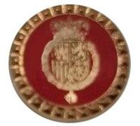 Pin casa real Felipe VI con fondo carmesi, Rojo y Dorado, Estilo Retro