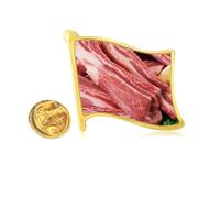 Pin de solapa de metal dorado con textura de carne cruda y carne cruda