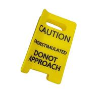 Pinza para el pelo con señal de precaución sobreestimulada, accesorio divertido para cabello fino en amarillo brillante y negro, diseño de letras atrevidas, letrero de precaución para eventos