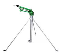 Pistola de riego con soporte y boquilla de repuesto, rango de agua de 22-55 m, boquilla basculante giratoria de 360° para pulverización de césped de gran superficie, uso al aire libre