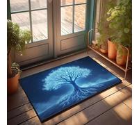 PKRD Alfombra para puerta de entrada al aire libre, un árbol azul brillante con raíces intrincadas contra un cielo nocturno estrellado. Felpudo para dormitorio, decoración de bar deportivo (65 x 90 cm