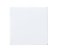 Placa ciega 27800-35, color blanco, material resistente, ideal para cubrir puntos de luz o herramientas de instalación en paredes.