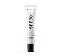 MÁDARA Sun - Células madre vegetales Age-Def. Protector solar SPF 30 Invisibl...