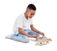 PlanToys Alfabeto Braille A-Z - Aprender a Leer Braille para Niños - Juguete Educativo de Escritura - Alfabeto Braille con 26 Fichas de Madera