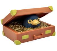 Plastoy Animales fantásticos Hucha Chibi Niffleur en su maleta - Plástico - 8 cm
