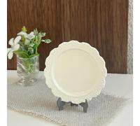 Plato en Miniatura para Casa de Muñecas Accesorio de Vajilla Bandeja Decorativa Diseño Vintage en Aleación Adecuado para Coleccionistas Maquetas Decoración, Blanco Crema, 36 5mm