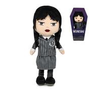 PLAY BY PLAY Famosa Softies - Peluche Wednesday de 27 cm con Caja de la exitosa Serie Wednesday de Netflix, Modelo con Uniforme, Relleno Blandito, para Niños y Niñas a Partir de 0 años (760024280)