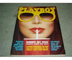 Playboy Agosto de 1982 Akio Morita/Sony Entrevista, Alexander Haig's Rise to Power, Robert Silverberg Fiction, Peter O'Toole Profile, Mariette Hartley 20 Questions, B. Kliban Humor, Pro Football