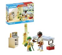 PLAYMOBIL Action Heroes 71619 Pediatra con Osito de Peluche, Hecho de más del 80% de Materiales reciclados y de Base biológica, Juguetes para niños y niñas a Partir de 4 años