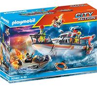 PLAYMOBIL City Action 70140 Rescate marítimo: Operativo de extinción de Incendios con Barco de Rescate, Juguetes para niños a partir de 4 años