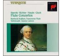 Plays Flute Concertos