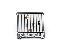 PLITI Broche inspirado en el juego de ganso, regalo para amantes de los gansos, regalo de meme de ganso Got Too Silly Goose, Medio, Acero inoxidable