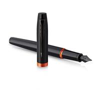 Pluma estilográfica Vibrant Rings de Parker IM | laca negra satinada con detalles en naranja fuego | punta media con recambio de tinta azul | estuche de regalo