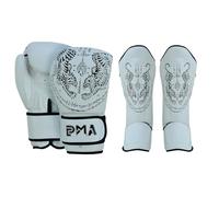 PMA Twin Tigers - Juego de guantes de boxeo y espinilleras para Muay Thai (Kickboxing), color blanco (talla de guantes de 16 onzas)