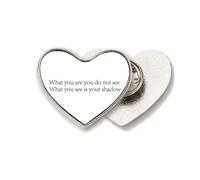 Poetry What You See Is Shadow - Broche de metal con forma de corazón
