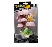 Pokémon PKW3207-15cm Select Set - Árbol de Flores con Pikachu y Raupi, Juego Oficial de Figuras