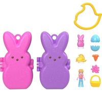 Polly Pocket x Peeps, 6 micromuñecas y 2 Juegos con 6 Accesorios temáticos y llaveros de Clip, Juguete de Viaje, Compacto de asociación