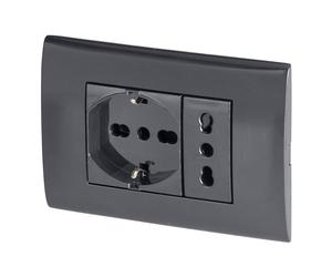 POLY POOL PP6094.1X Kit para empotrar con enchufe Schuko Multiestándar 10A/16A italiano/alemán y toma USB 2.1A Toma de pared negra con caja rectangular para fijación