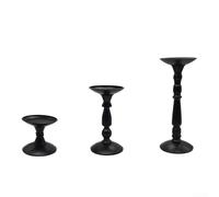 Portavelas de hierro de estilo vintage diseñado específicamente para velas de pilar, apoyando las necesidades de decoración en entornos formales y semiformales (D)